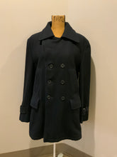 Load image into Gallery viewer, Kingspier Vintage - The Bay navy blue wool blend peacoat with front welt pockets and flap pockets plus a raspberry colour quilted lining. Made in Canada. Size 40.

