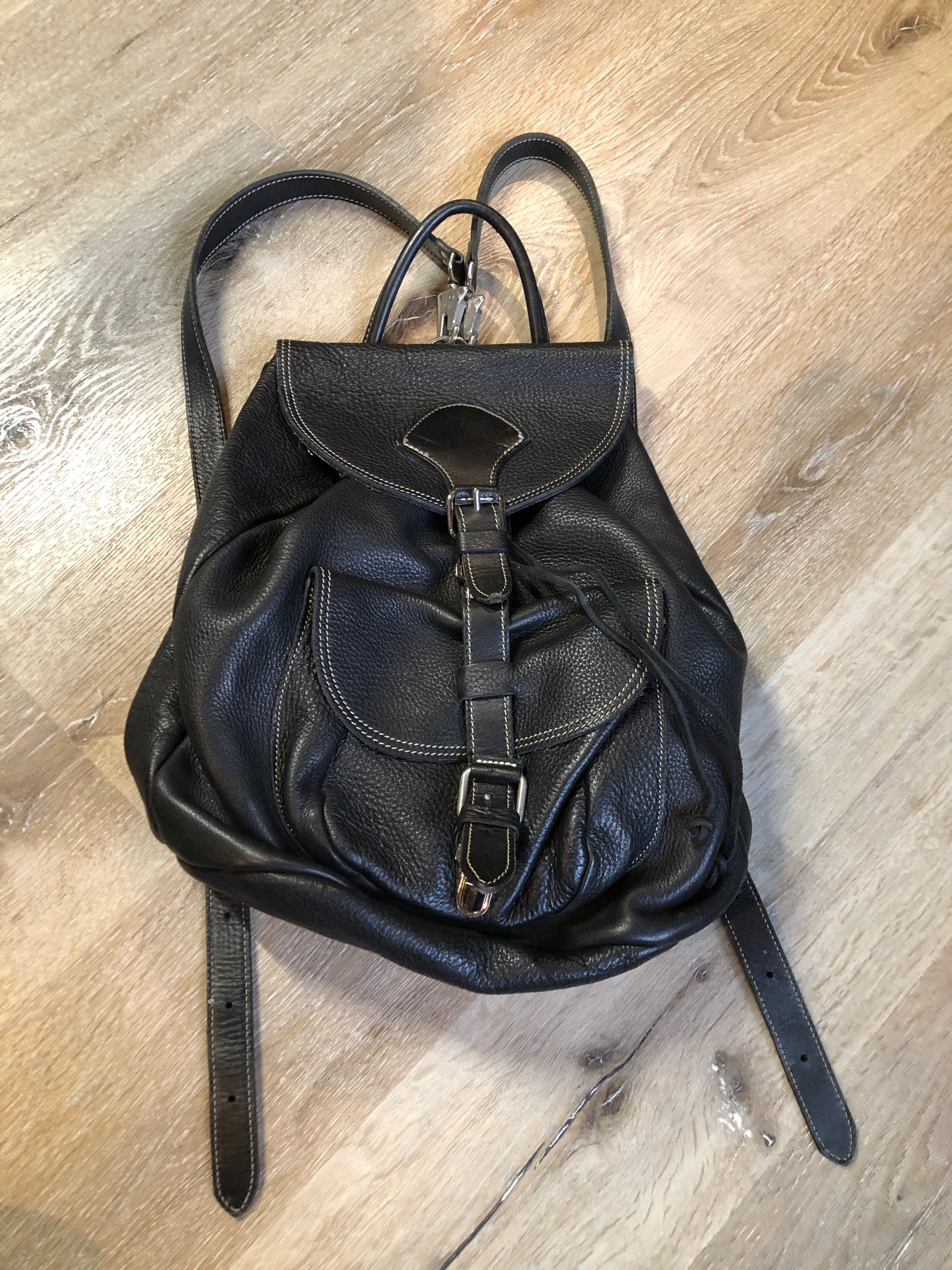 Vintage Roots Black Pebble Full Grain Leather Backpack.