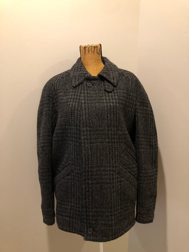 Kingspier Vintage - Enrico Celli grey plaid wool harrington jacket with zipper, three slash pockets and a quilted olive colour lining. Made in Italy. 
