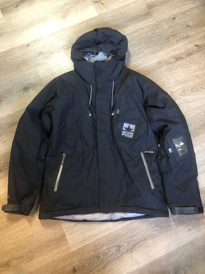 Kingspier Vintage - Bonfire “Triumph” black down filled, waterproof ski jacket with waterproof zippers,sling shot hood adjust, season pass window, many well thought out outside and inside pockets for headphone, phone, goggles, Etc. Size medium. 