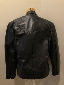 Kingspier Vintage - Black leather moto jacket with zipper, zips on the sides for more room, mesh lining and inside pocket. Size XS. 