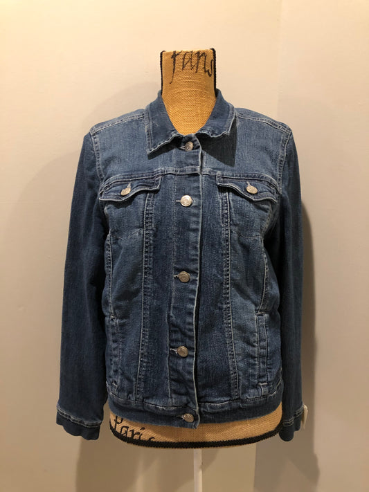 Kingspier Vintage - Nine West Vintage Collection denim jacket in a medium wash with vintage look material piece in the back, button clusters, two vertical pockets and two flap pockets on the chest. Size large.