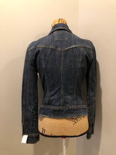 Load image into Gallery viewer, Kingspier Vintage - D Denim jacket in faded medium wash denim with whiskering on the sleeves, button closures and flap pockets on the chest. Size medium.
