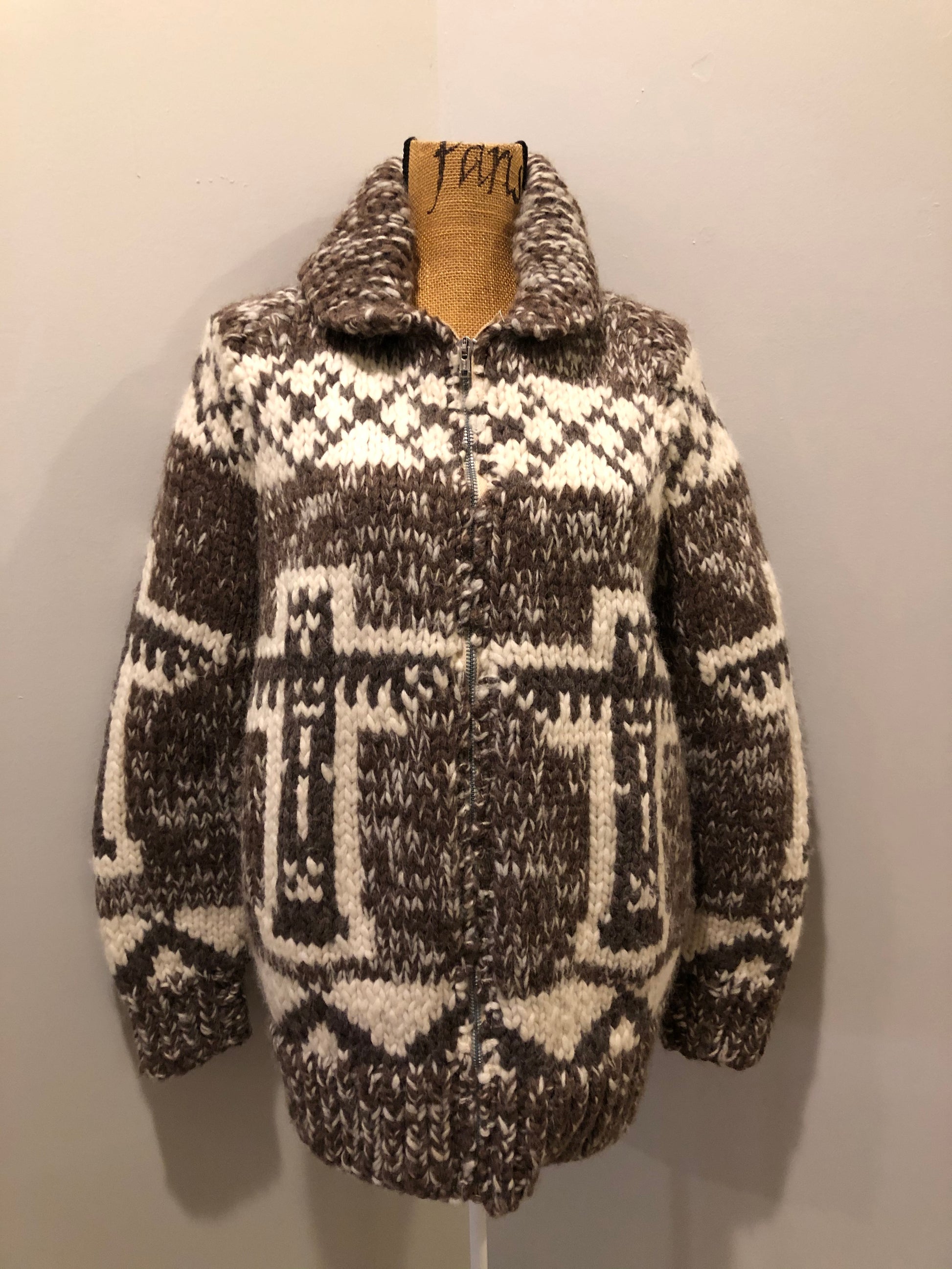 Kingspier Vintage - Cowichan style hand knit wool cardigan in cream and taupe brown with totem pole design, raglan sleeve, collar and zipper.