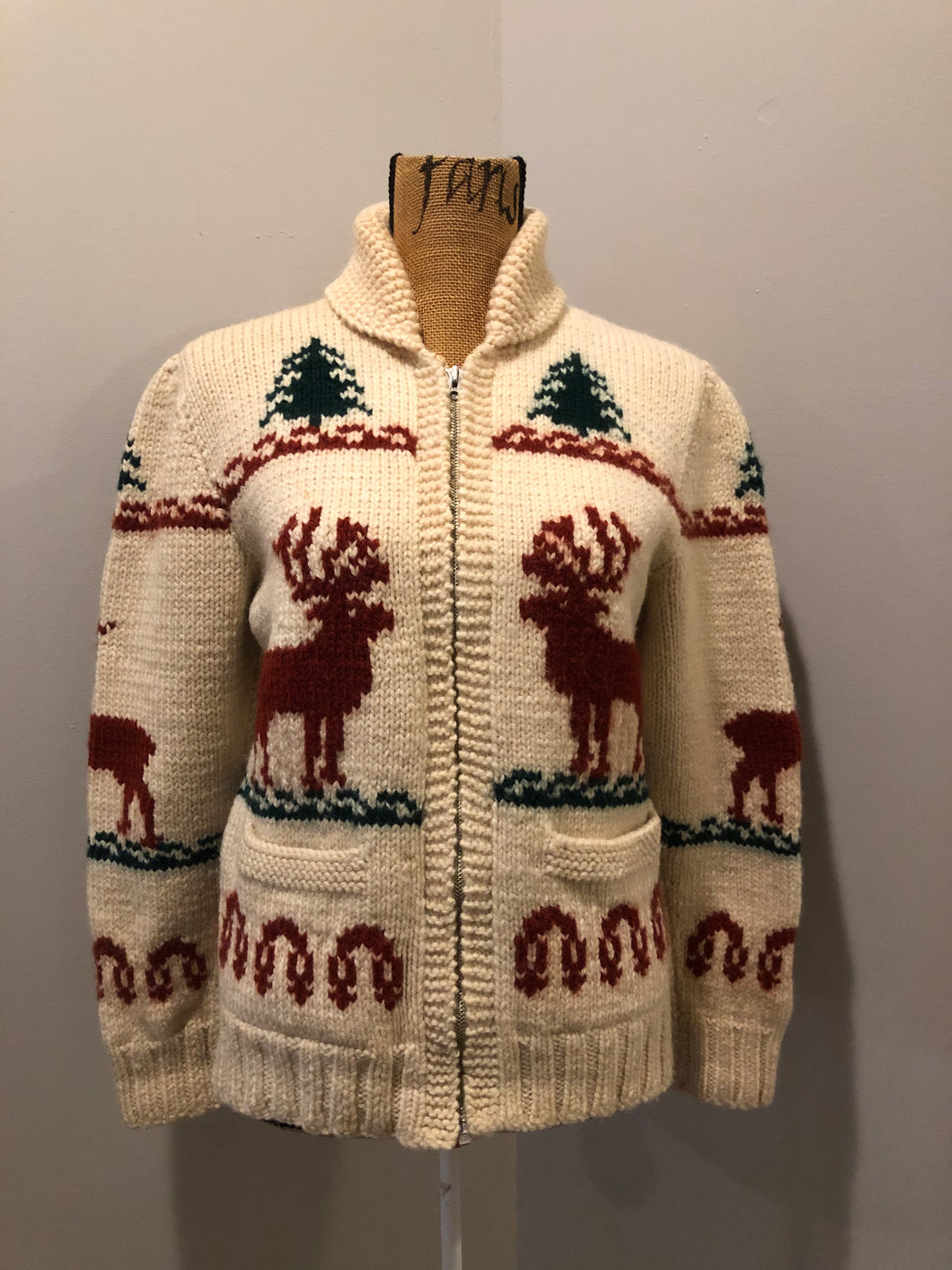 Kingspier Vintage - Mary Maxim hand knit zip cardigan in cream color wool with moose design, zipper and collar. Made in Nova Scotia.