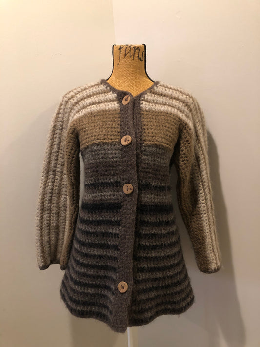 Kingspier Vintage - Paula Scott hand knit wool cardigan in a gradient pattern of beige to dark brown. This cardigan features wooden buttons and was handmade in Nova Scotia. Size medium/ large.