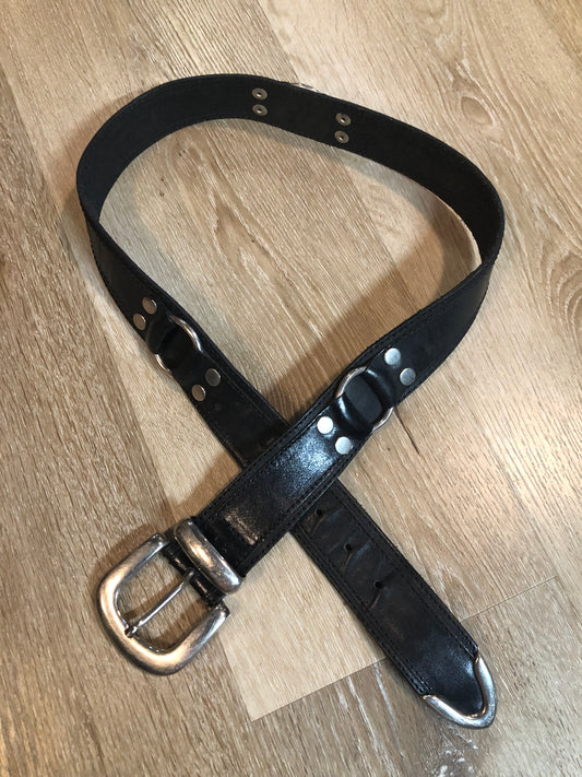 Kingspier Vintage - Vintage Guess Black Leather Belt with silver buckle and ring and grommet details.