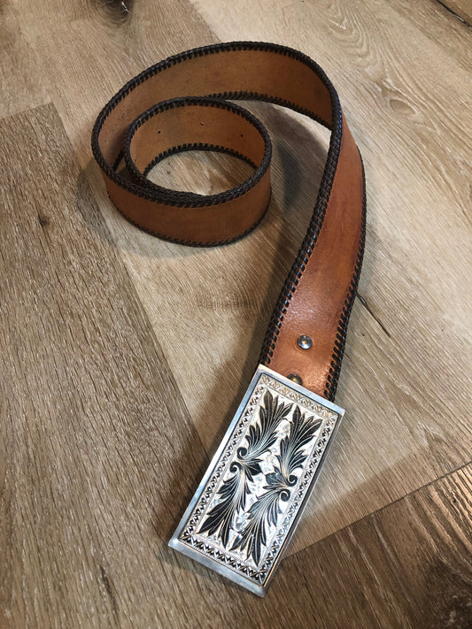 Kingspier Vintage - Vintage western style hand stitched brown full grain leather belt with large silver buckle.