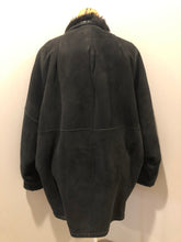 Load image into Gallery viewer, Kingspier Vintage - Black shearling coat with shearling lining, button closures and slash pockets.
