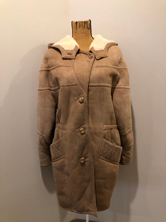 Kingspier Vintage - Hide Society light brown suede coat with shearling lining, hood, inside drawstring, button closures and slash pockets.