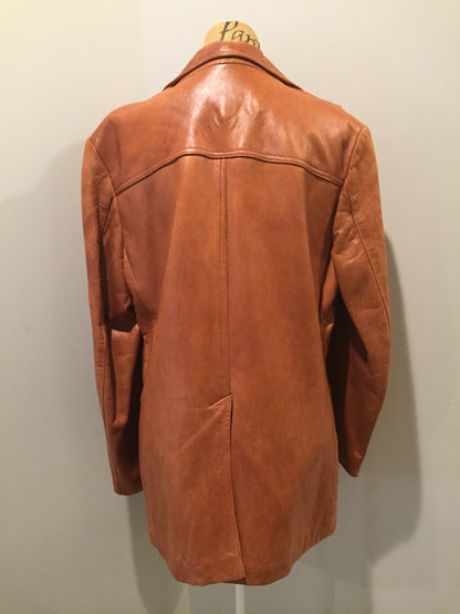 Kingspier Vintage - Alder brown leather jacket with button closures and three patch pockets. Made in California. Size 42.