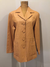 Load image into Gallery viewer, Kingspier Vintage - Jerry Lewis tan leather jacket with button closures and patch pockets. Size medium.
