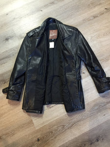 Kingspier Vintage - Lawrence Roy black lambskin leather jacket with zipper and three zip slash pockets. Made in Canada. Size large.