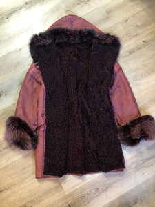 Kingspier Vintage - Wine coloured shearling coat with fox fur trim and shearling lining, copper colour button closures and slash pockets.
