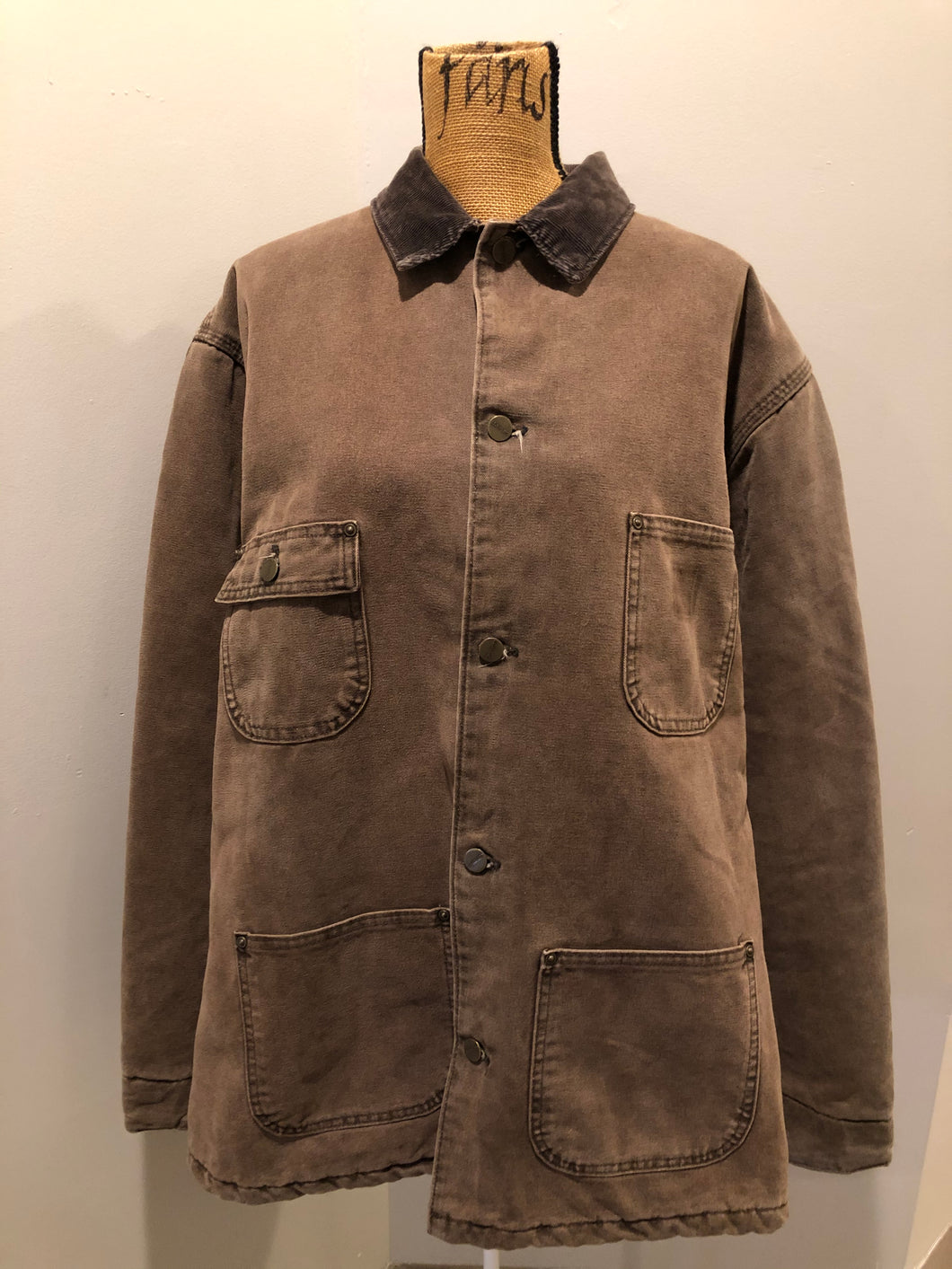 Kingspier Vintage - Carhartt brown chore jacket with brown corduroy collar, button closures, four patch pockets and a felted wool inside lining. Size XL