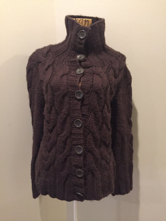 Kingspier Vintage - Brown wool cable knit cardigan in brown with button closures. Size medium.