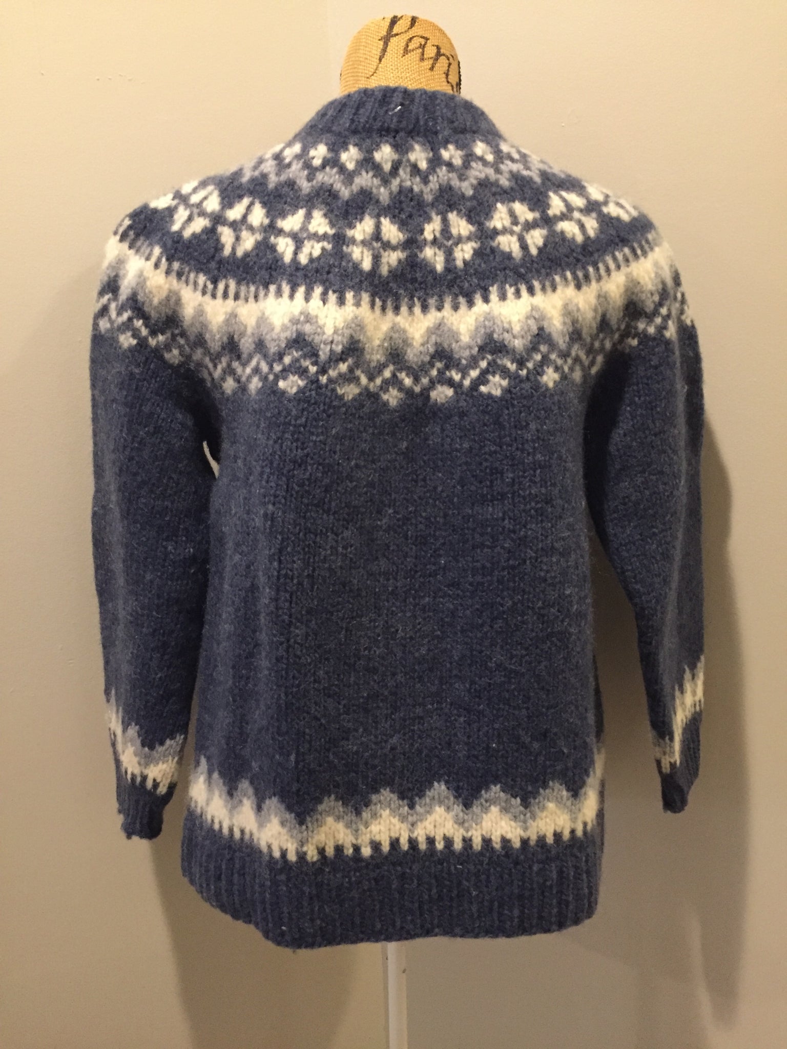 Preshrunk Hand Knit Blue/ White Lopi Cardigan – KingsPIER vintage