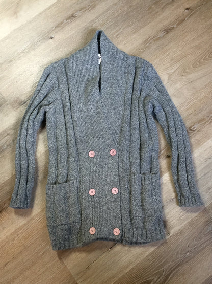 Kingspier Vintage - Crossroads double breasted cardigan in grey with shawl collar, pink buttons and patch pockets.