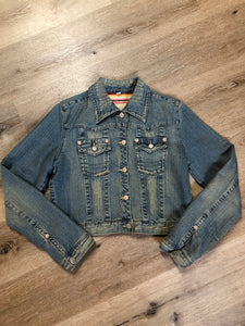 Kingspier Vintage - Younique denim jacket in a distressed light wash with colourful striped wool blend lining, button closures and two flap pockets. Size large, fits more like a medium.