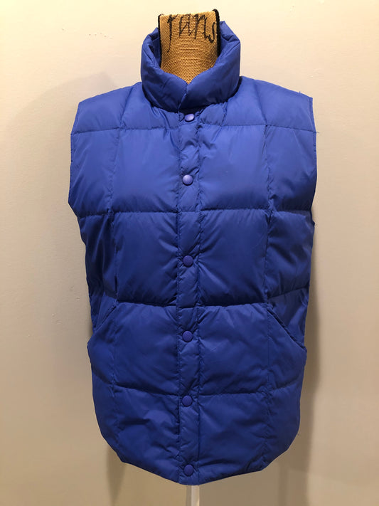 Kingspier Vintage - Land’s End blue down filled puffer vest with snap closures and slash pockets. Size small.