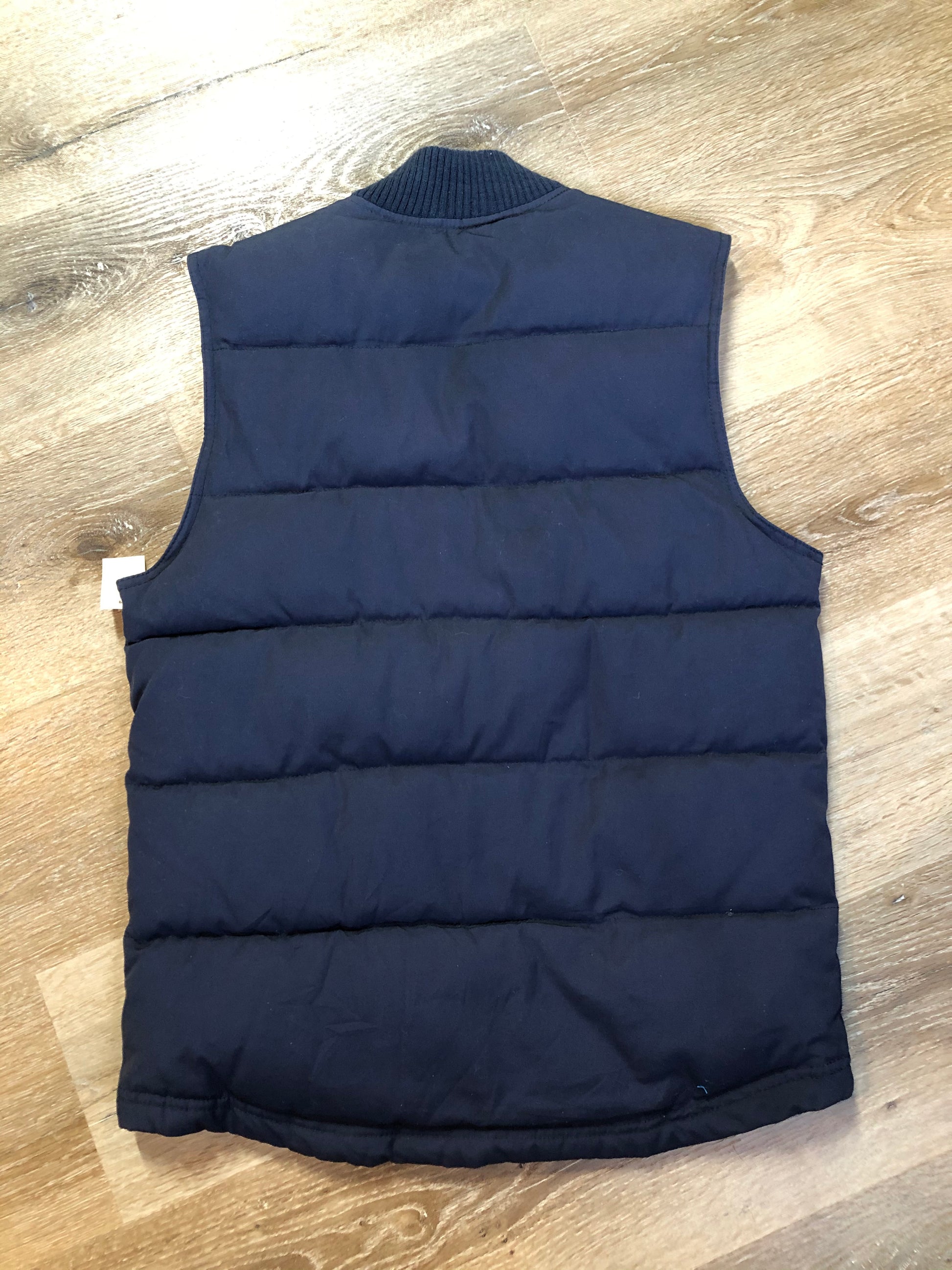 Kingspier Vintage - Merona navy blue puffer vest with zipper closure, slash pockets and inside pocket. Size small.