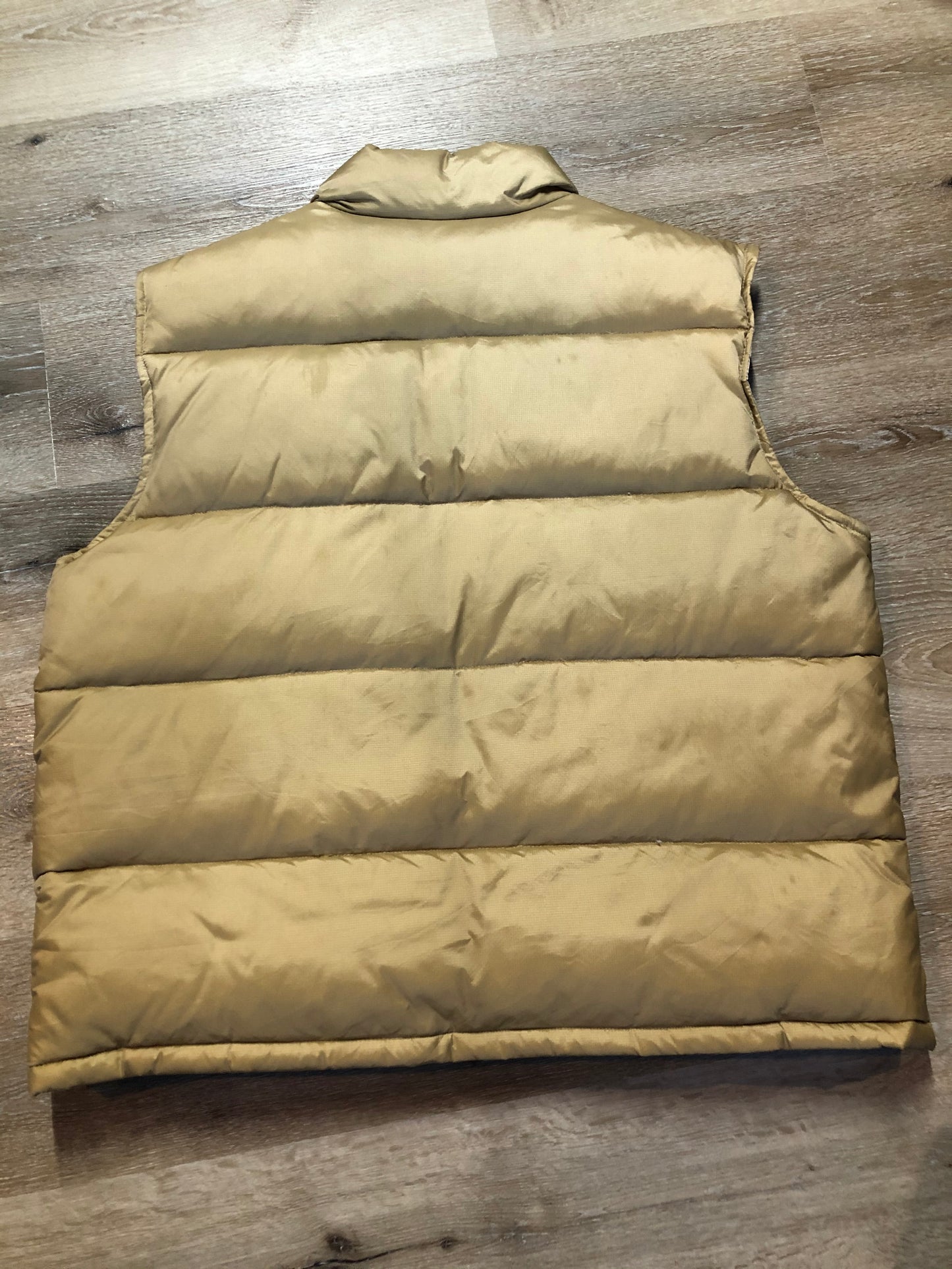 Kingspier Vintage - Exhaust Function tan down filled puffer vest with zipper closure and slash pockets. size XXL.