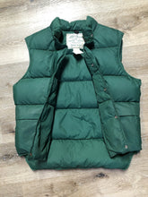 Load image into Gallery viewer, Kingspier Vintage - L.L.Bean forest green down filled puffer vest with snap closures, patch pockets and is longer in the back.
