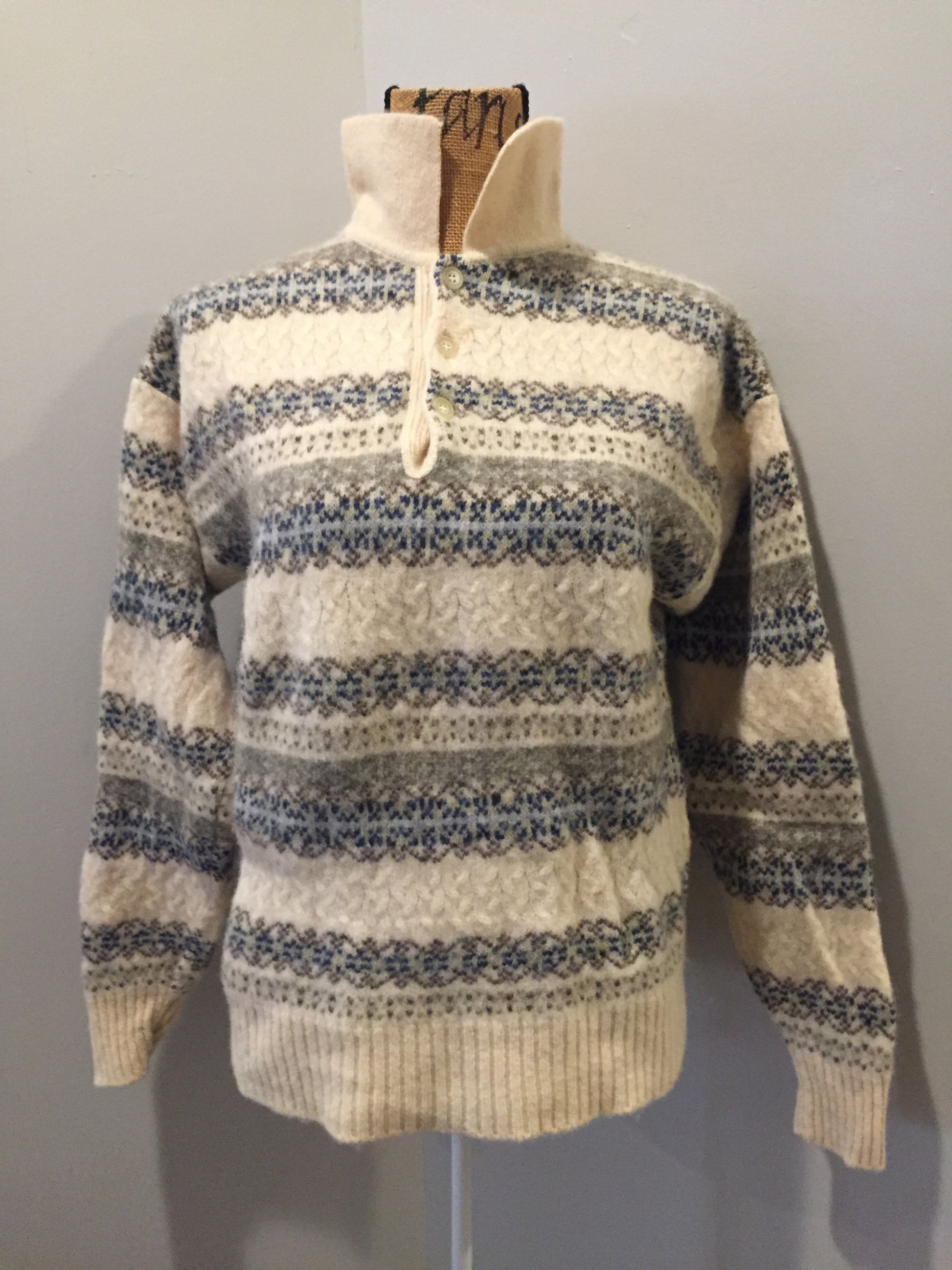 Kingspier Vintage - Vintage Conte of Florence cream, brown, green and blue wool sweater. Made in Italy, Size small/ medium. 