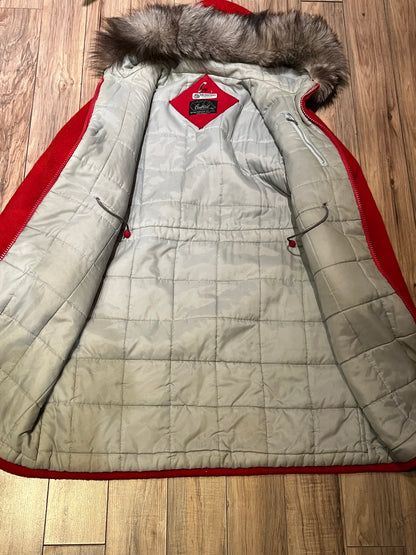 Vintage Central Sportswear Co. red 100% pure virgin wool northern parka with zipper closure, handwarmer pockets, quilted lining, fur trimmed hood and embroidered northern life motif.
 
Made in Canada
Size 12