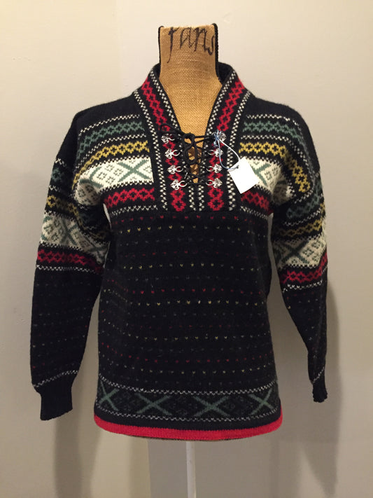 Kingspier Vintage - Figgio black, red, green, yellow, cream, 100% wool sweater. Made in Norway.