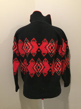 Load image into Gallery viewer, Kingspier Vintage - Vintage V. Oscar black and red wool ski sweater. Made in Italy. Size medium
