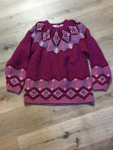Kingspier Vintage - Ashley Sport hand knit wool Lpoi style sweater in magenta. Size large.
