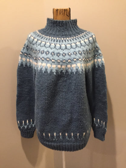 Kingspier Vintage - Hand knit blue lopi style sweater. Unknown fibres. Made in Canada. Size M/L.