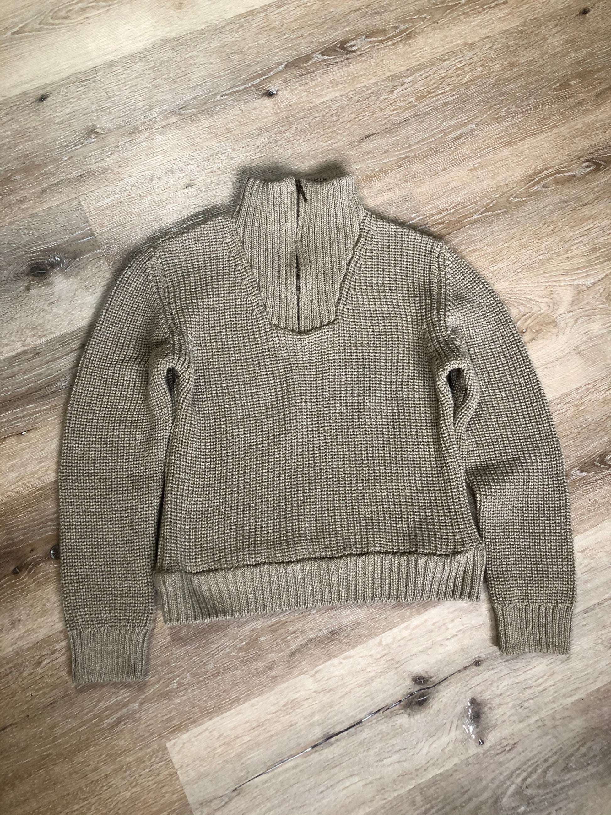 Kingspier Vintage - Aran ribbed knit merino wool sweater. Made in Ireland. Size small. *Bonus* From the TV show “Man in the High Castle” stock.