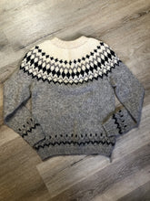 Load image into Gallery viewer, Kingspier Vintage - Handknit wool lopi sweater with grey, white and black design. Made in Nova Scotia, Canada. Size small. 
