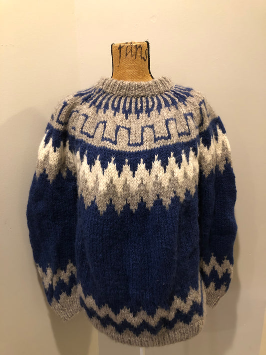 Kingspier Vintage - Handknit wool lopi sweater with dark blue, grey and white design. Made in Greece. Size XL. 