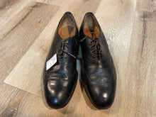 Load image into Gallery viewer, Kingspier Vintage - Black Kangaroo Leather Quarter Brogue Wingtip Oxfords by Dack&#39;s - Sizes: 12M 14W 45EURO, Made in Canada, Leather Sole and Partial Rubber Heel
