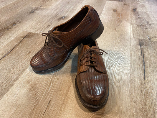 Kingspier Vintage - Brown Baffin Seal Textured Leather Derbies by Hartt - Sizes: 7M 8.5W 39-40EURO, Made in Canada, Leather Soles, Biltrite Rubber Heels