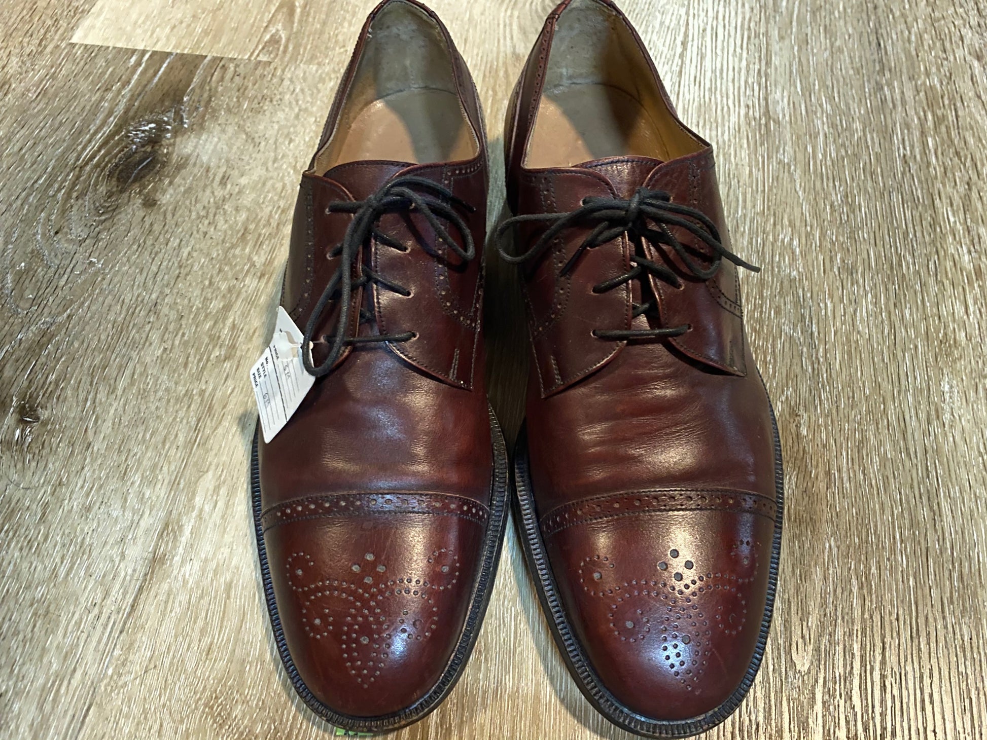 Kingspier Vintage - Burgundy Half Brogue Cap Toe Derbies by Red Shoe - Sizes: 6M 7.5W 38-39EURO, Vero Cuoio Leather Soles and Half Rubber Heels