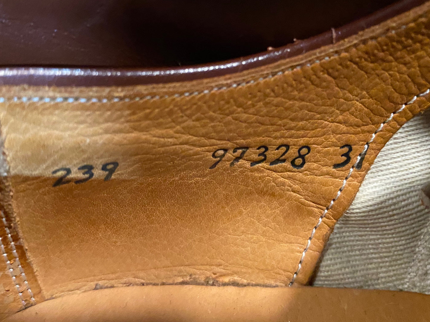 Kingspier Vintage - 1930s Brown Cap Toe Oxfords by The Scott McHale Shoe Canada’s Finest - Sizes: 6M 7.5W 38-39EURO, Made in Canada, Styled for American Shoe Store Halifax, Good as New, Leather Soles