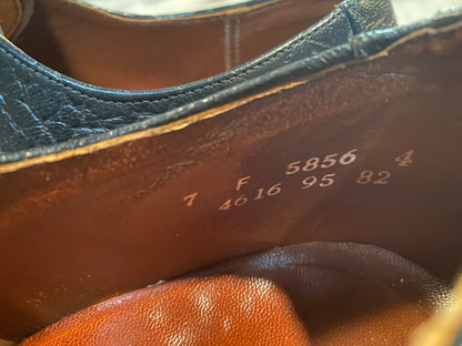 Kingspier Vintage - Black Textured Buffalo Leather Plain Toe Derbies by Hartt - Sizes: 7M 8.5W 39-40EURO, Made in Canada, Canada’s Quality Shoemakers, Leather Soles and Insoles, Biltrite Rubber Heels