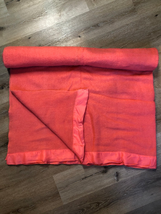 Kingspier Vintage - Hundson’s Bay Company bright pink 100% wool blanket.