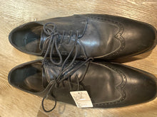 Load image into Gallery viewer, Kingspier Vintage - Black Quarter Brogue Wingtip Derbies by Browns - Sizes: 8M 10W 41EURO, Made in Italy, Vero Cuoio Leather and Rubber Soles
