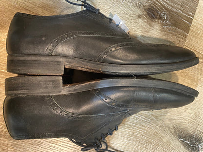 Kingspier Vintage - Black Quarter Brogue Wingtip Derbies by Browns - Sizes: 8M 10W 41EURO, Made in Italy, Vero Cuoio Leather and Rubber Soles