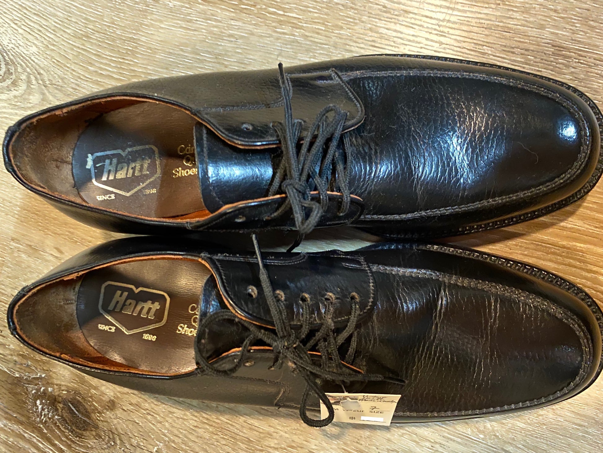 Kingspier Vintage - Black Leather Derbies by Hartt - Sizes: 7M 8.5W 39-40EURO, Made in Canada, Canada’s Finest Shoemakers, Leather Soles, Goodyear Rubber Heels