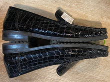 Load image into Gallery viewer, Kingspier Vintage - Black Reptile Venetian Style Loafers by Ara - Sizes: 7.5M 9W 39EURO, Made in Portugal, Designed in Germany, Rubber soles
