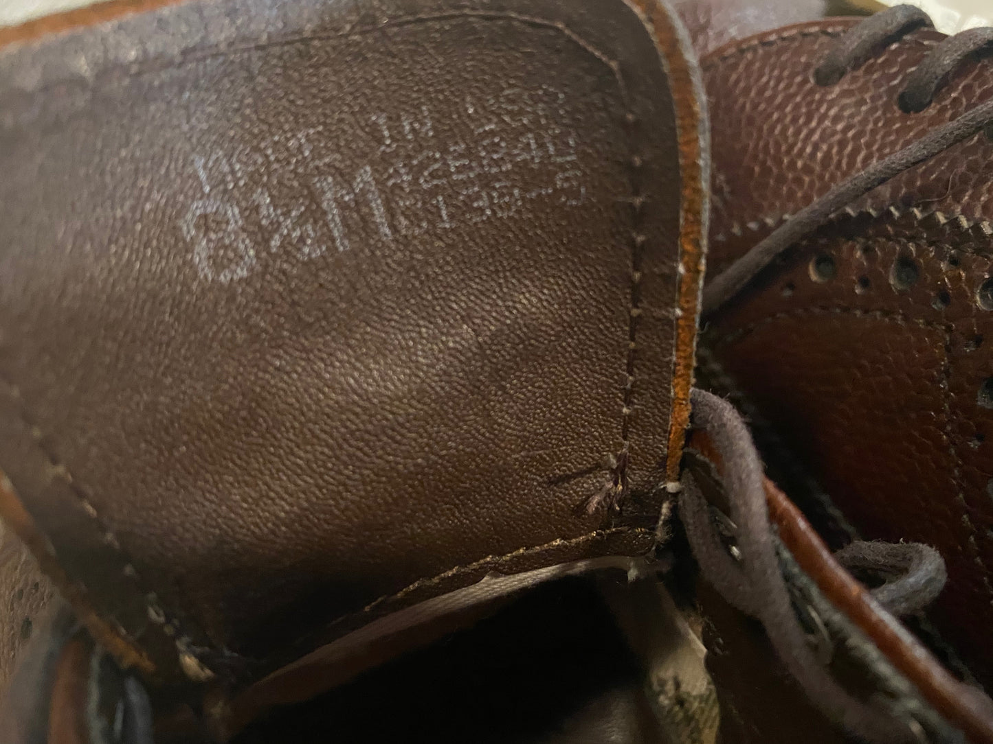 Kingspier Vintage - Brown Full Brogue Wingtip Derbies by Dexter - Sizes: 8.5M 10.5W 41-42EURO, Made in USA, Pebbled Leather Texture, Leather and Rubber Soles