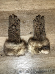 Kingspier Vintage - Snakeskin embossed leather gloves with fur trim. Womens size small.