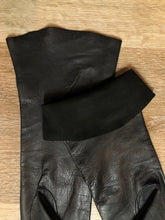 Load image into Gallery viewer, Kingspier Vintage - Black leather three-quarter length gloves. Beautiful soft and lightweight leather. Size small/ 7.
