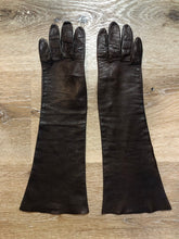 Load image into Gallery viewer, Kingspier Vintage - Dark brown leather three-quarter length gloves, Beautiful soft and lightweight leather. Size small/ 6.5.
